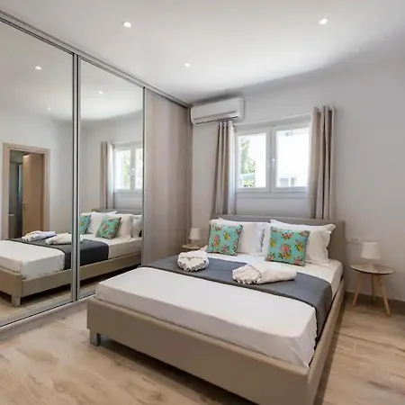 Apartment Beautiful In Parikoia Near The Sea