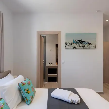 Appartement Beautiful In Near The Sea Alikí