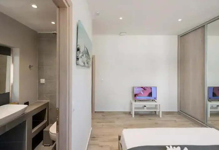 Beautiful In Near The Sea Appartement Alikí